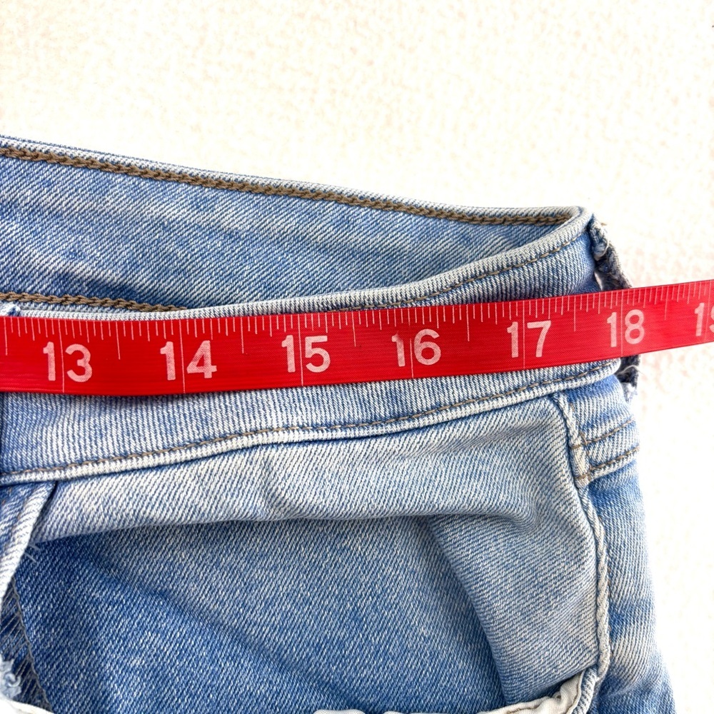 Forever 21 Light Blue Two-Tone 90’s Button Fly Straight Leg Mid Weight Jeans 14 - Picture 14 of 16